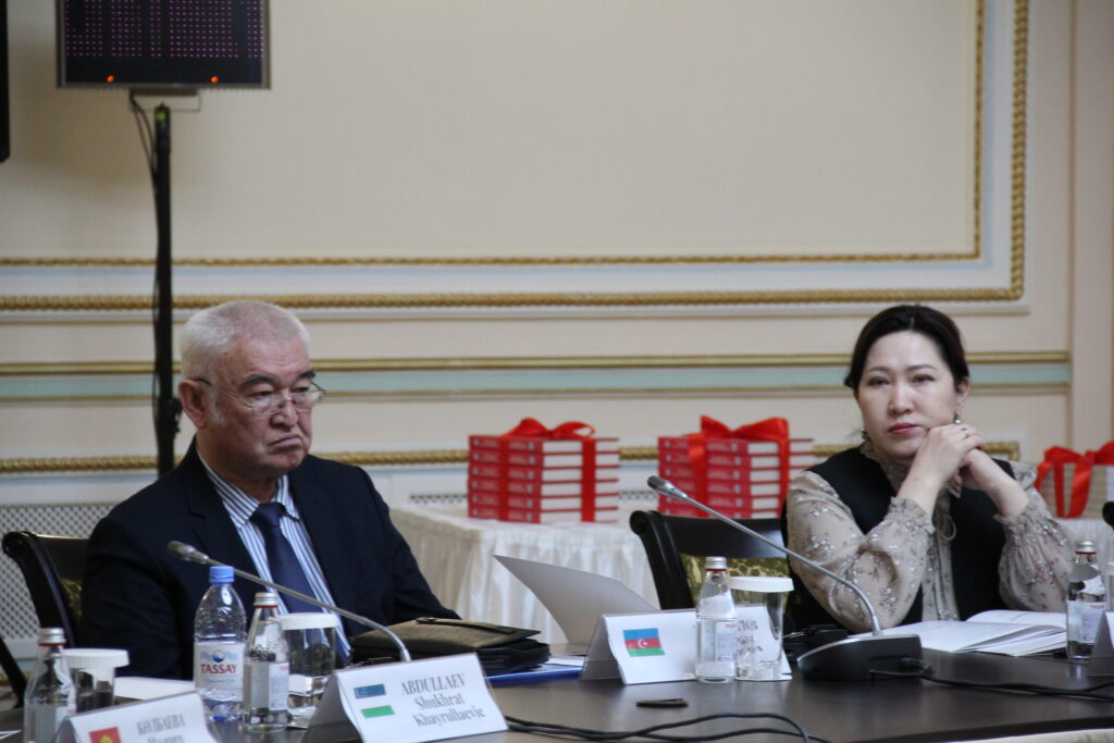 «Қазақ халқының 1000 әні» жинағы